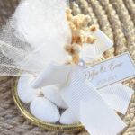 İnci ve Kurdele Detaylı Gold Metal Badem Şekerli Hediyelik