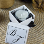 Kişiye Özel Etiket Detaylı Beyaz Kutulu Bardak Mum