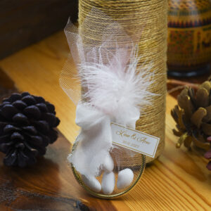 İpek Kurdele ve Beyaz Tüy Detaylı Badem Şekerli Hediyelik