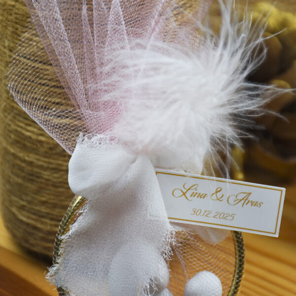 İpek Kurdele ve Beyaz Tüy Detaylı Badem Şekerli Hediyelik