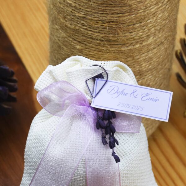 Lavanta ve Metal Mandal Detaylı Lavanta Kesesi