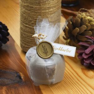 Mühür ve Tül Detaylı Badem Şekerli Cam Hediyelik