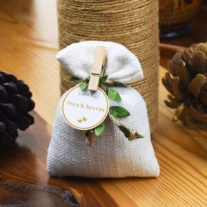 Yaprak Şerit ve Ahşap Mandal Detaylı Lavanta Kesesi