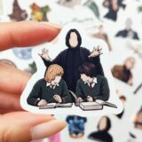 Harry Potter temalı 60 parça suya dayanıklı vinil sticker seti