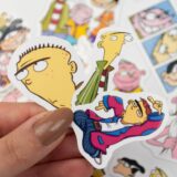 Ed, Edd ve Eddy çizgi dizi karakterlerinin olduğu 20 parça suya dayanıklı vinil sticker paketi