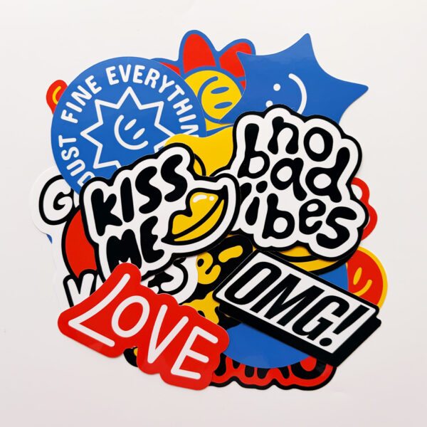 The Dump V Eğlenceli Sticker Koleksiyonu 18 Parça Laptop Kaykay Termos Etiket Seti