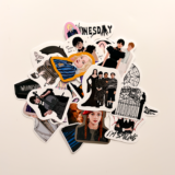Wednesday 30 parça suya dayanıklı vinil sticker paketi ve etiket seti