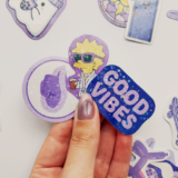 Mor Renk Temalı Hologram Stickerlar 21 Adet Suya Dayanıklı Etiket Seti