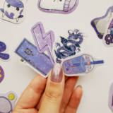 Mor Renk Temalı Hologram Stickerlar 21 Adet Suya Dayanıklı Etiket Seti