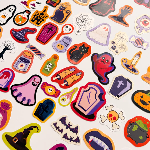 Spooky Dump Halloween 70 adet Cadılar Bayramı sticker paketi ve etiketleri
