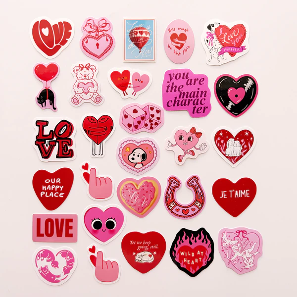 Kalp ve aşk temalı 27 parça suya dayanıklı parlak vinil sticker paketi