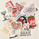 Kitap temalı 20 parça suya dayanıklı parlak vinil sticker seti