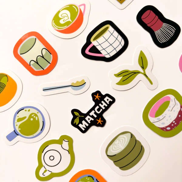 Matcha latte temalı 15 parça suya dayanıklı parlak vinyl sticker paketi